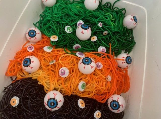 HALLOWEEN SENSORY BIN